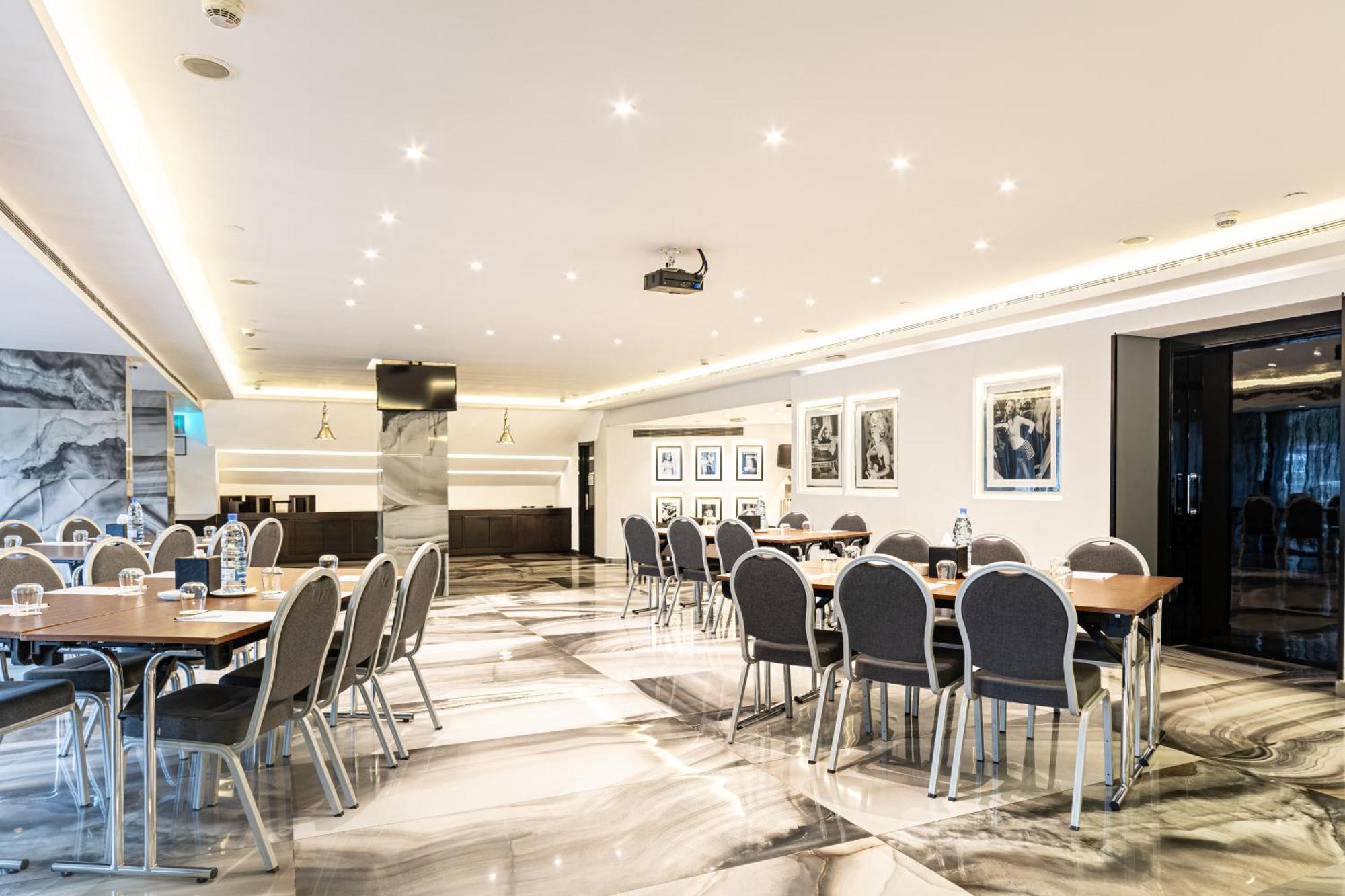 Royal Tulip Achrafieh 5* Beirut